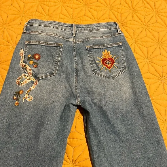 DRIFTWOOD Blue Flare Wide Leg Jeans with Artistic Embroidery - Picture 5 of 9